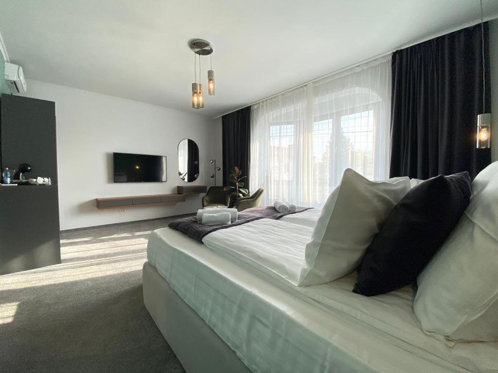 Coolkush Boutique Hotel Constanta Ngoại thất bức ảnh